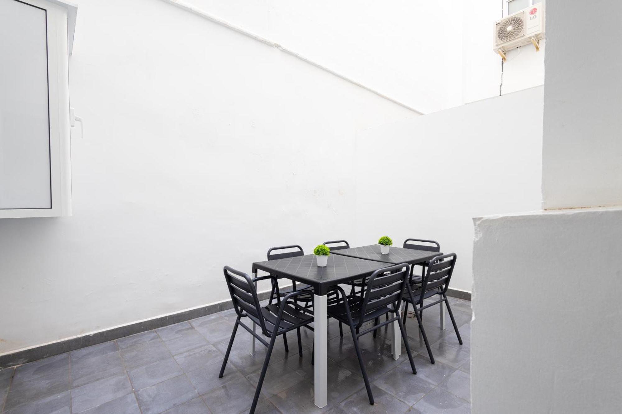 Florit Flats - The Patraix Apartments Valencia Bagian luar foto